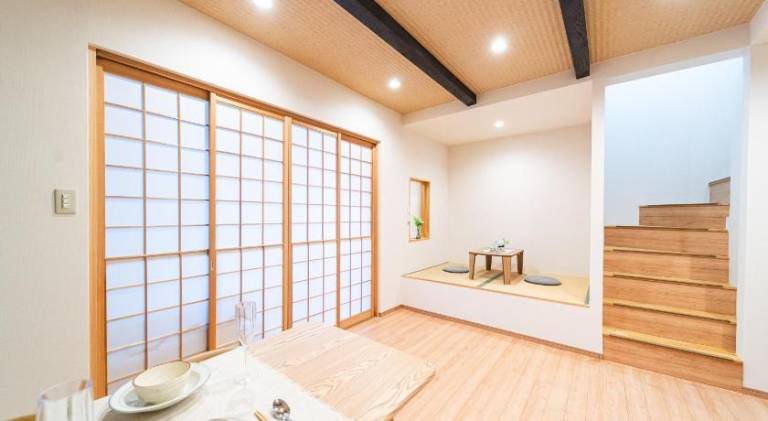 Charming villa with terrace | Close to Nijō Castle | Pets allowed — photo 2