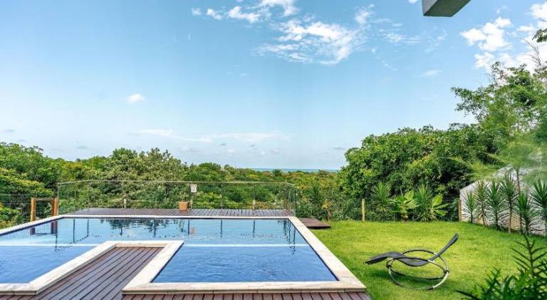 Vacation home with pool in Tibau do Sul