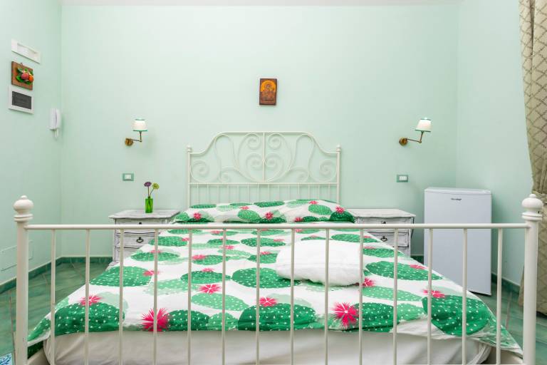 Bed and Breakfast 'Luna' with Sea View, Shared Pool and Wi-Fi — photo 2