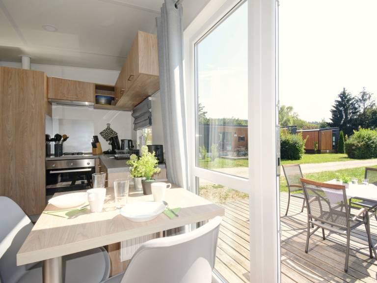 Vacation home with patio — photo 4