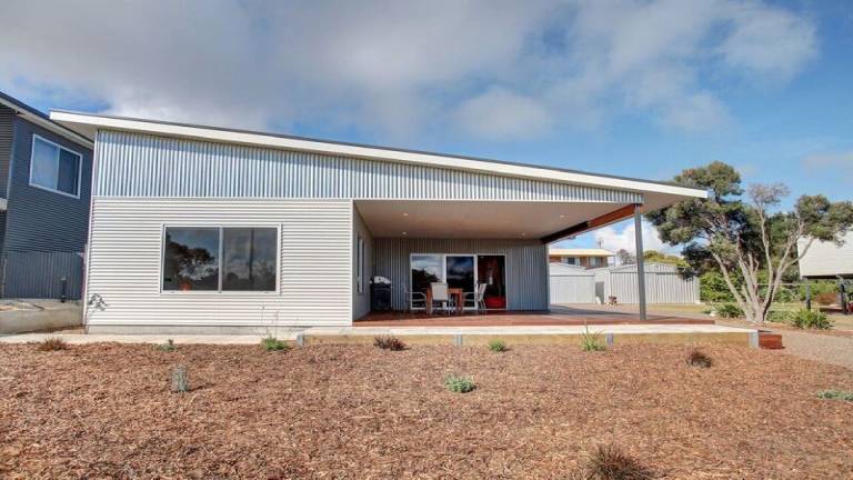House  Coffin Bay