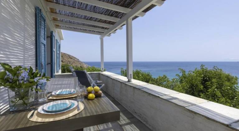 Villa with terrace & garden — photo 3