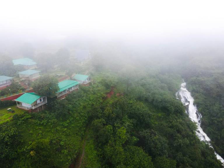 Gurusparsh Resort in Jaoli