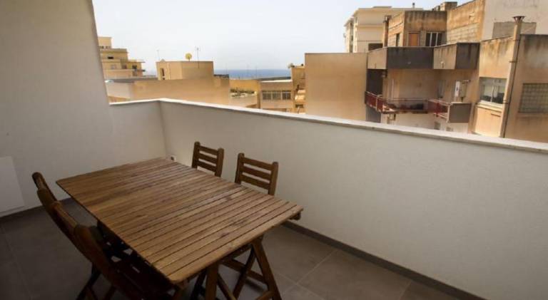 Pleasant holiday apartment with terrace, jacuzzi & private pool | Pets allowed — photo 5