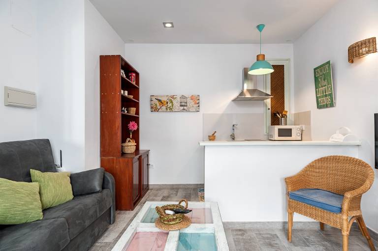 Apartment with patio | Pets allowed — photo 2