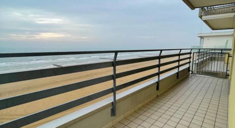 Rental apartment with terrace in Jesolo