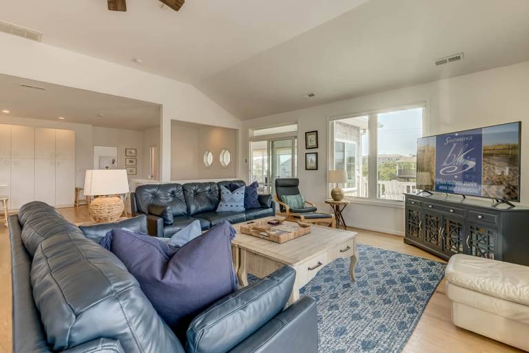 Family-oriented charming house with BBQ | Next to the beach | Pet-friendly — photo 4