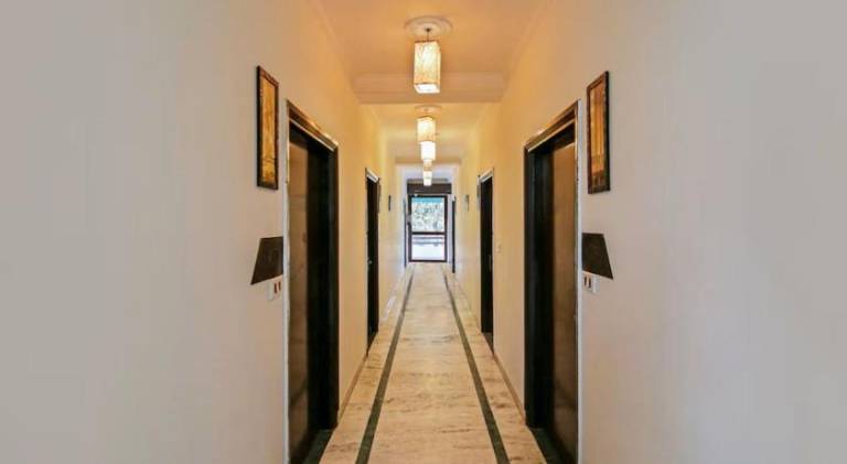 Tipsyy Inn Suites 006 — photo 5