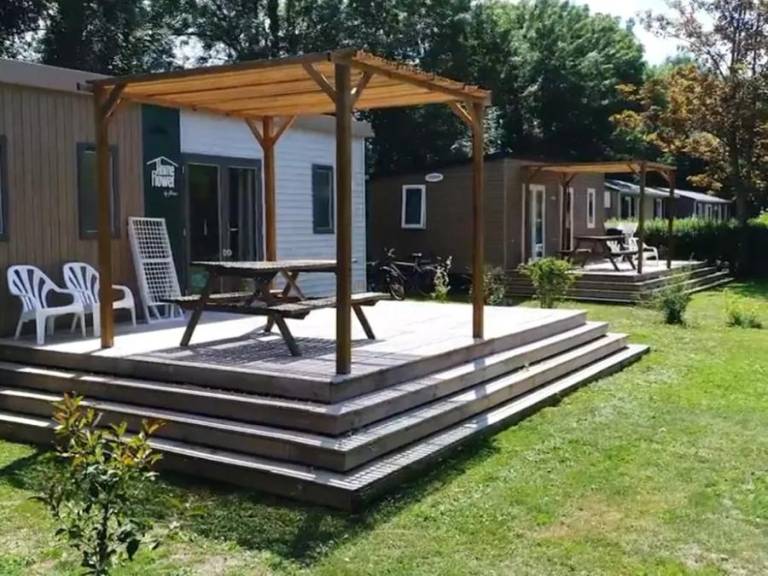 Children-friendly lovely tent with heated pool & patio | Pets allowed — photo 3