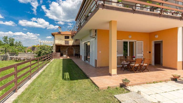Apartma Marezige
