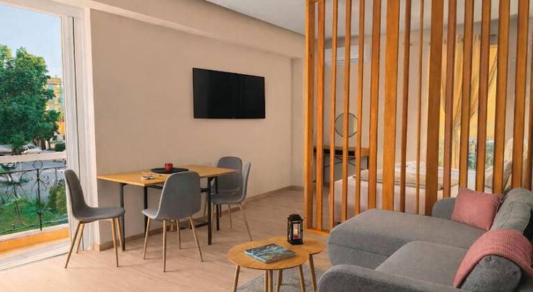 Apartment with terrace — photo 3
