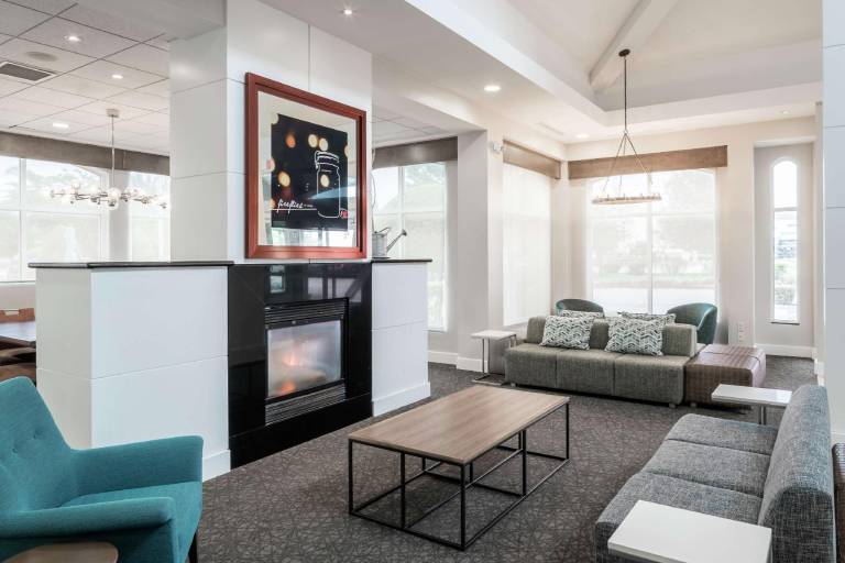 Hilton Garden Inn DFW North Grapevine — photo 2