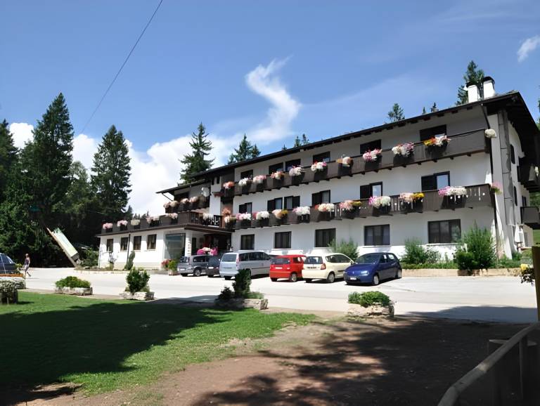 Rifugio Sores Adventure in Predaia