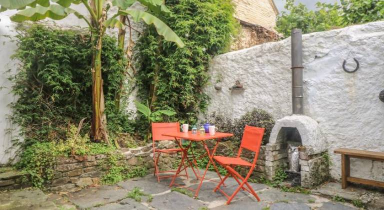 House with 2 rooms for 4 persons — photo 4