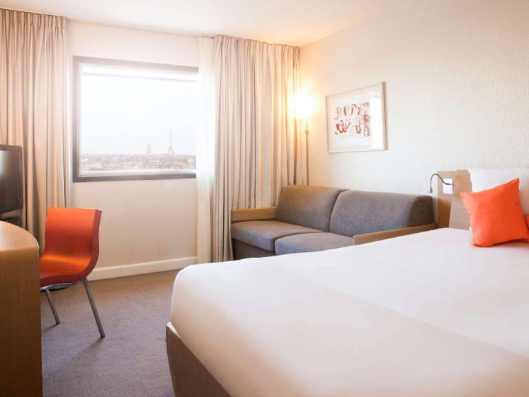 Novotel Paris La Defense Hotel in Puteaux