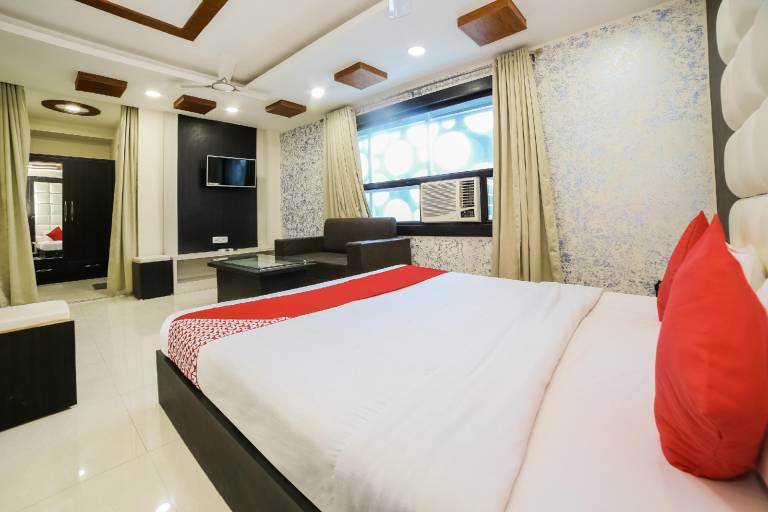 OYO 44314 Hotel Veer Bhumi Palace — photo 2