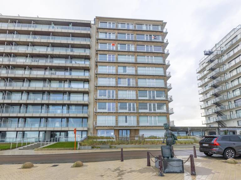 Apartment with sea view and two terraces — photo 2