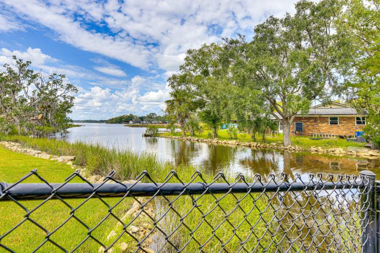 Waterfront JAX Townhome w/ River Access! — photo 2