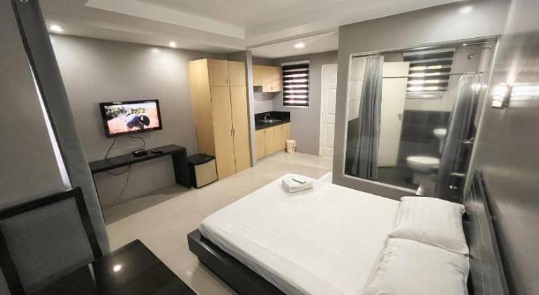 Serviced apartment with patio & garden | Good for workation | Dogs allowed — photo 2