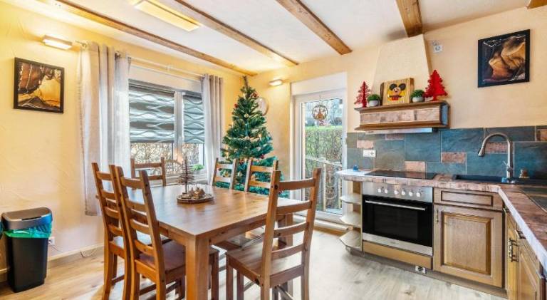 Spacious vacation home with garden, BBQ & sauna | Pet-friendly — photo 3