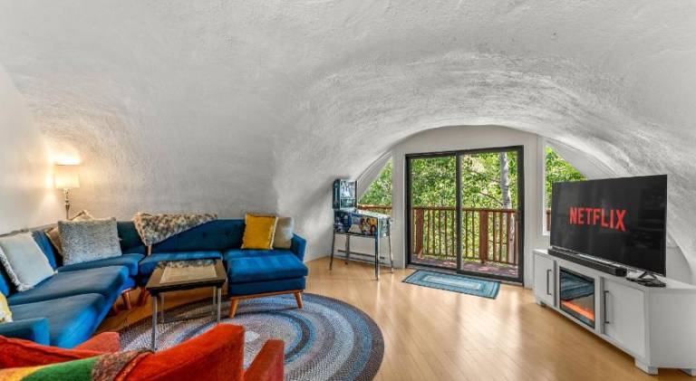 Fully equipped spacious house with terrace, barbeque & yard | Perfect for remote work | Dogs allowed — photo 3