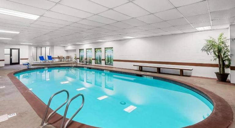 SureStay by Best Western SeaTac Airport North — photo 4