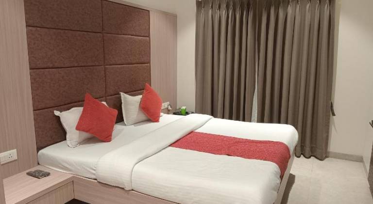 Hotel Rajshree