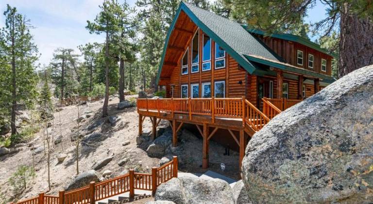 House with terrace & barbeque | Perfect for remote work in Big Bear Lake, CA