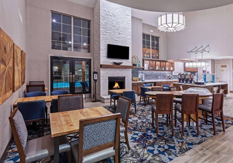 Homewood Suites by Hilton Greensboro — photo 2