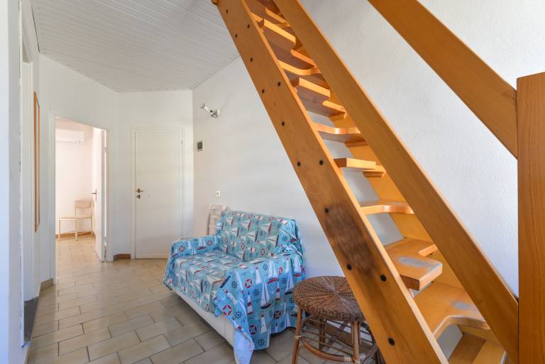 Holiday Apartment 'Il Quadrifoglio 3' near the Beach with Terrace and Wi-Fi in Marciana
