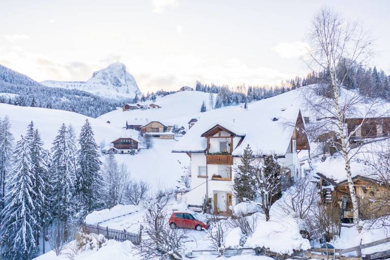 Holiday Apartment A in House Belodei with Mountain View & Wi-Fi; Parking Available — photo 3