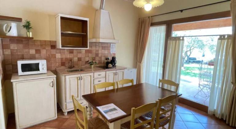 Serviced apartment with yard, sauna & grill | Pet-friendly — photo 5