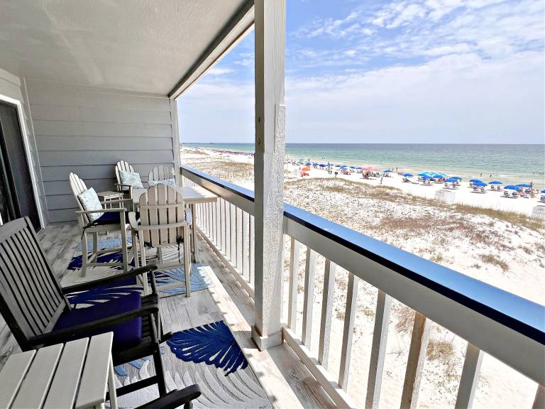 Condo with pool | Beach view — photo 5