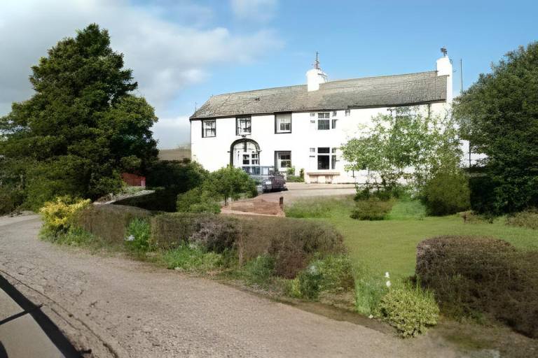The White House Guest House in Penrith