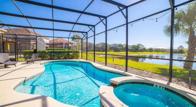 Villa with hot tub & pool — photo 3