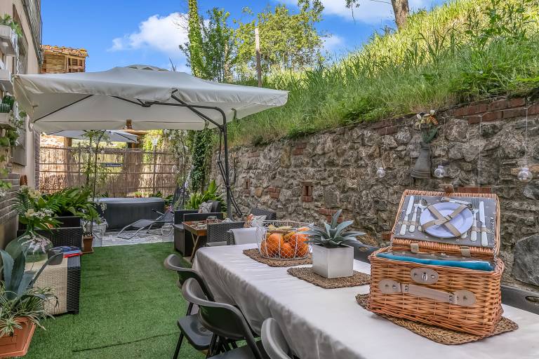 Romantic Pet Friendly Apt near Lucca&Sea — photo 3