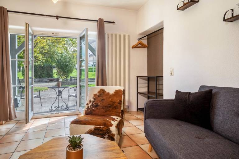 Apartment 'Erdgeschoss' with Private Terrace, Shared Garden and Wi-Fi — photo 3