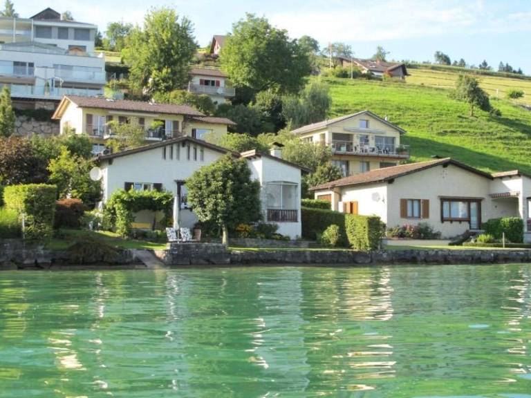 Ferienhaus direkt am Zugersee