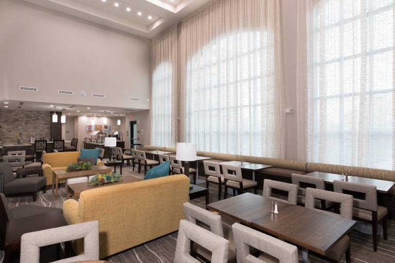 STAYBRIDGE SUITES LAKE JACKSON By IHG — photo 2