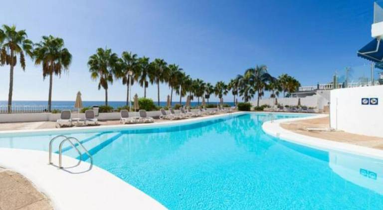 Beautiful villa with pool | Beach nearby | Pets allowed — photo 3