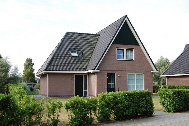 Villa Makkum