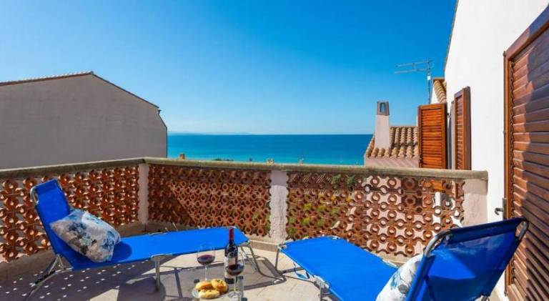 Holiday apartment | Close to the beach | Dogs allowed in Cabras