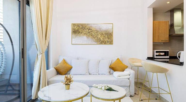 Luxury 1 Bedroom Full Marina View, Sleeps 6, 1 Min to Metro — photo 3