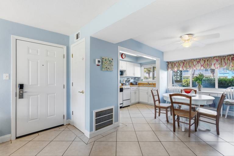212A - 1BR/1 Bath at Seaspray Condos on Okaloosa Island, Fort Walton Beach, Fl — photo 4