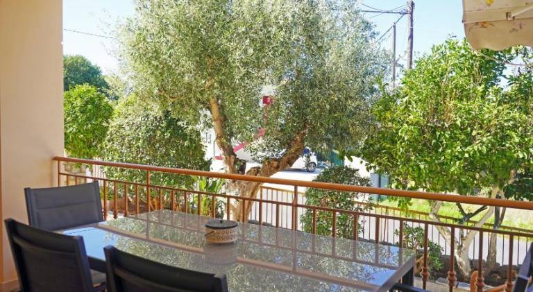 Rental apartment with terrace — photo 5