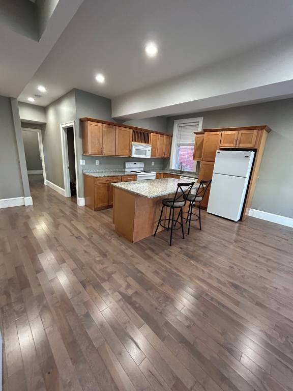 Apartment  Newport