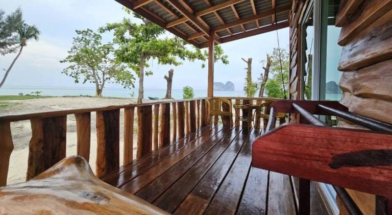 Koh Ngai KaiMuk Thong Resort — photo 4