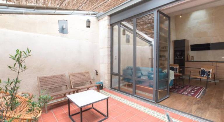 Fully equipped vacation home with patio | Pets allowed — photo 3