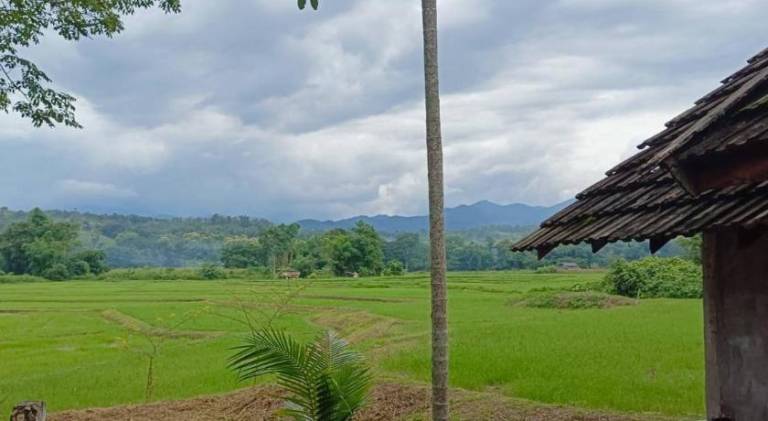 บ้านสวนเฮือนแก้ว แจ้ซ้อน โฮมสเตย์ in Lampang