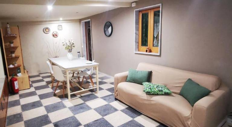 House with 2 rooms for 5 persons in Scicli